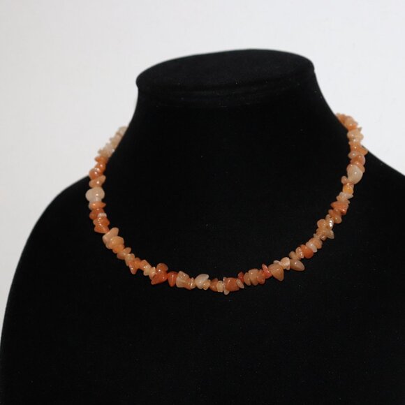 Beautiful natural stone Orange Quartz Necklace Nwot 16" - Picture 5 of 6
